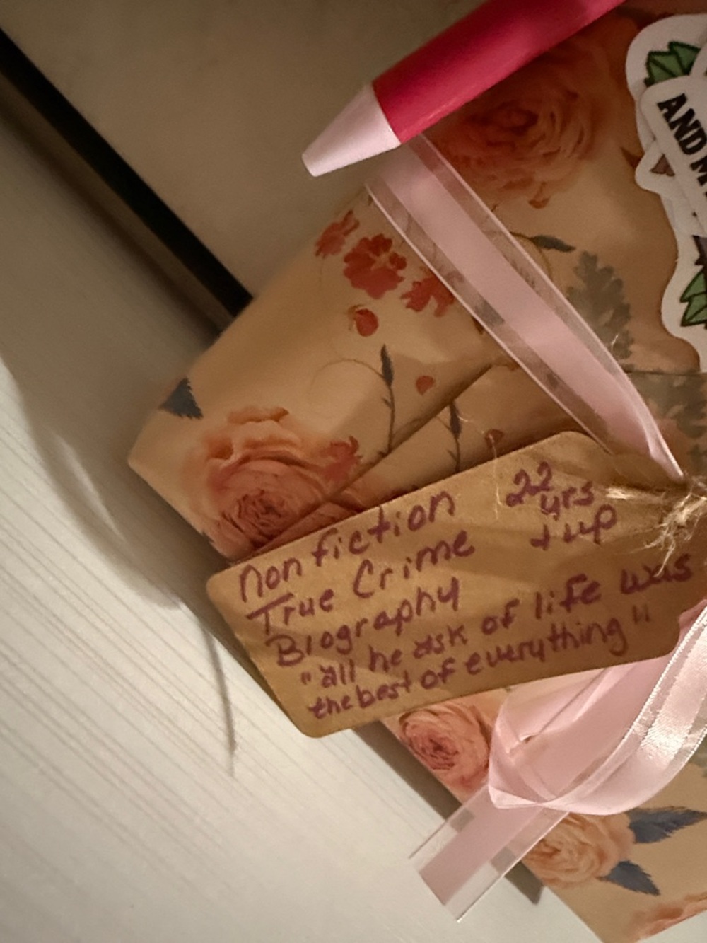 Blind date with a book non-fiction true crime biography, 22 yrs and up - Picture 2 of 4